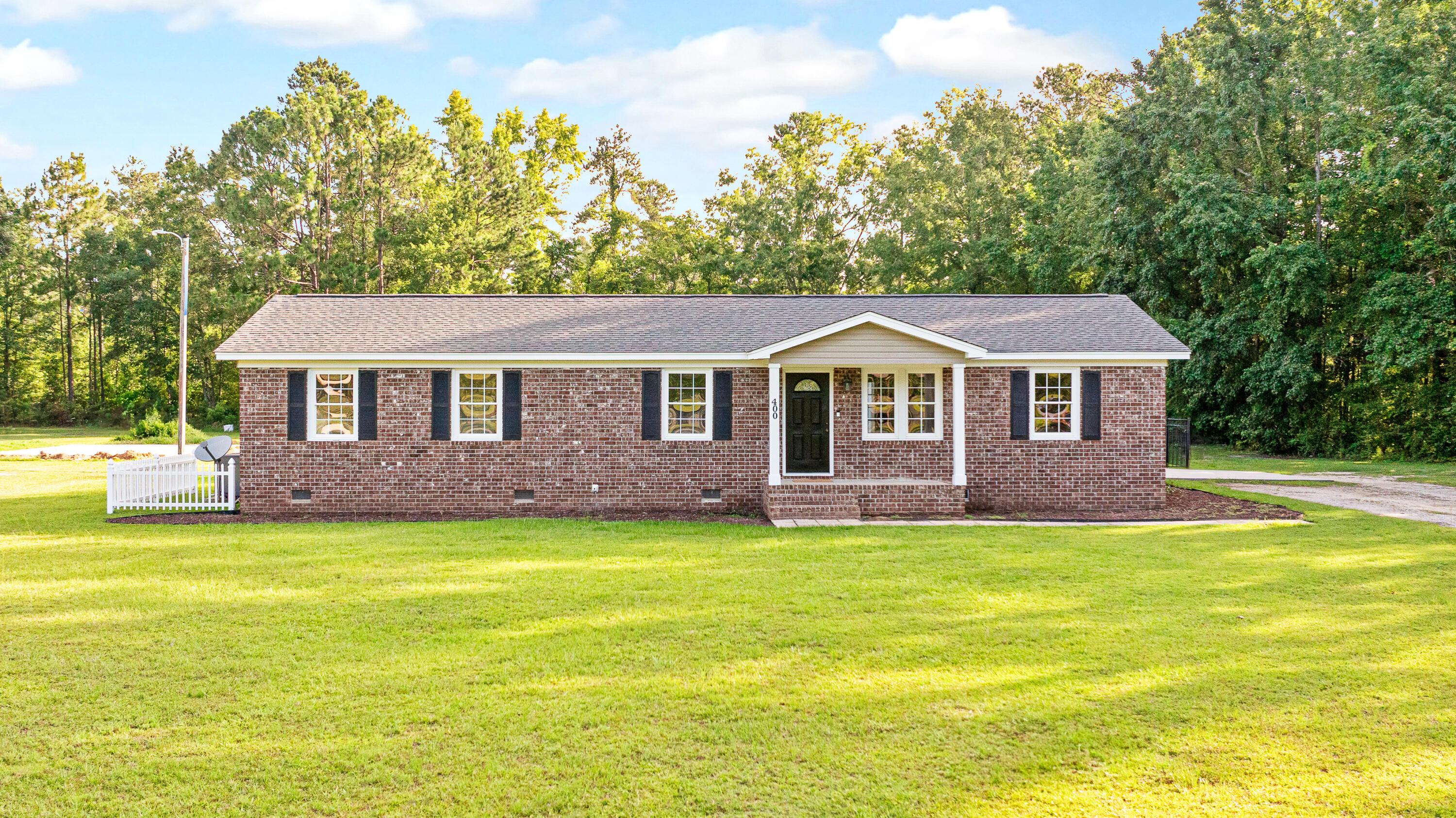 Image 3: BlackOak.NicoleBurbagePhoto-1