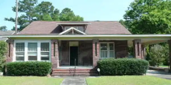 386 Barkley Street