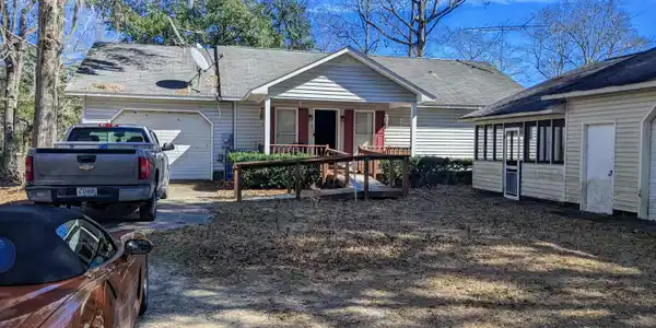 134 Loch Drive