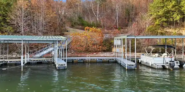 122 Waterside Way