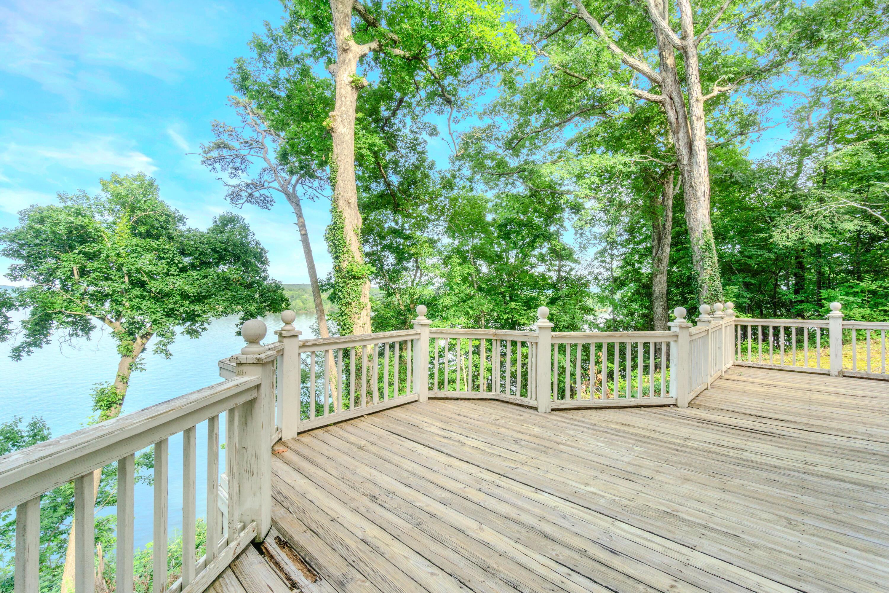 Image 3: 9219 Rocky Point Rd-88