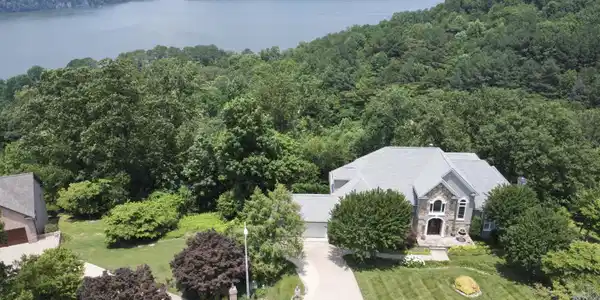 5703 Laurel Ridge Road