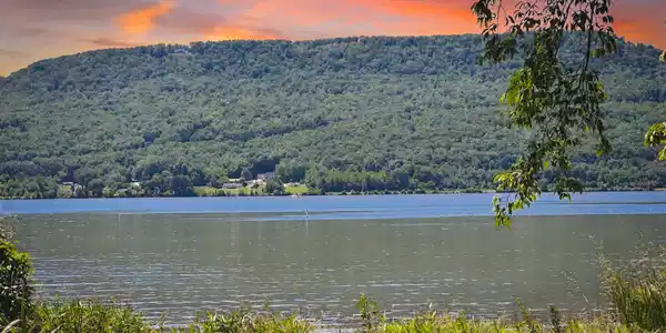 Image 4: Edgewater Way, 143 Photo-6