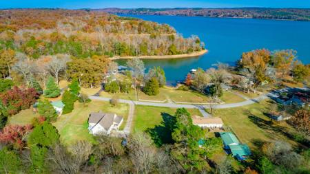 2323 N Shore Acres Road