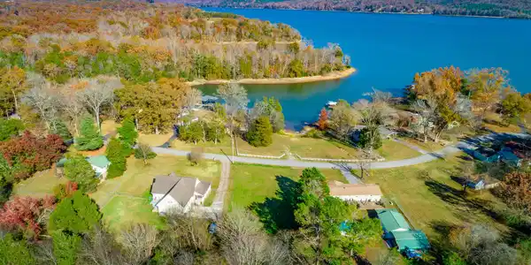 2323 N Shore Acres Road