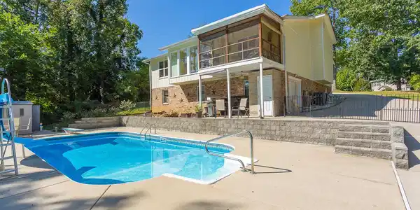 4903 Harbor Oaks Ln
