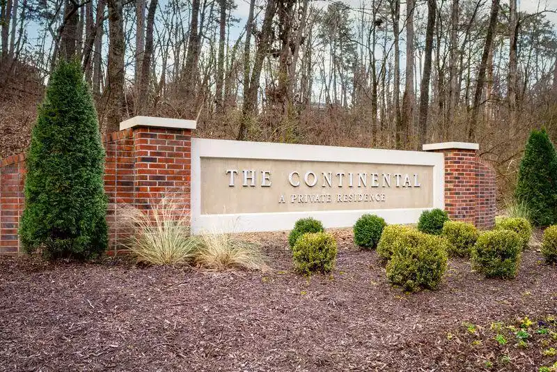 Image 1: Entrance to Condo