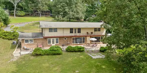 1383 Osage Drive