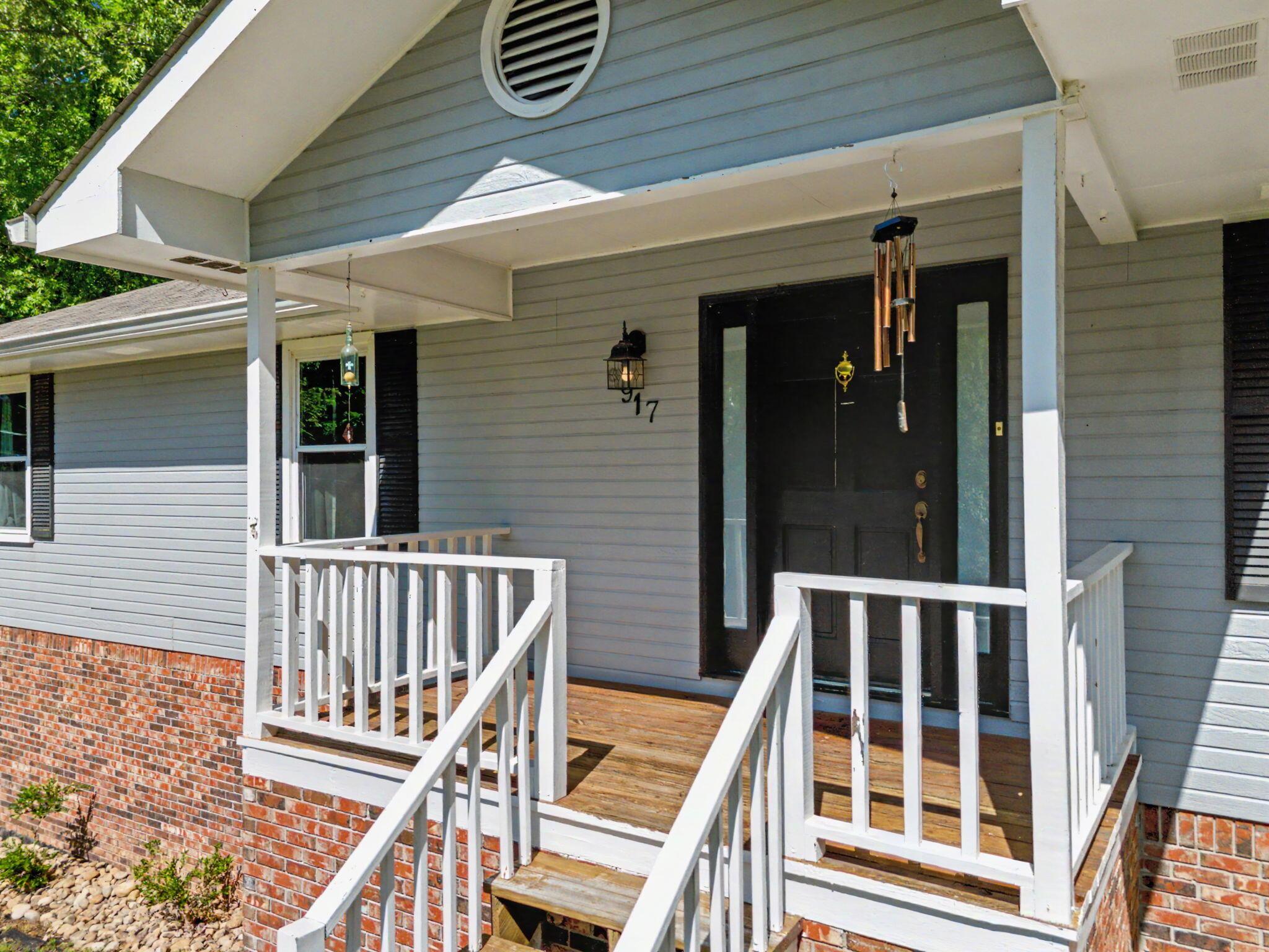 Image 4: 5-web-or-mls-9917 Shore Drive-CHATTANOOG