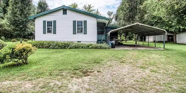 4912 Sugar Tree Tr