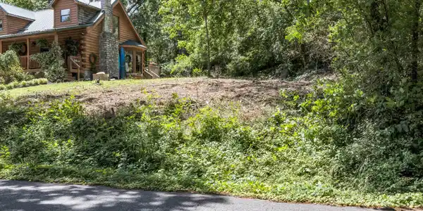 4792 Webb Rd