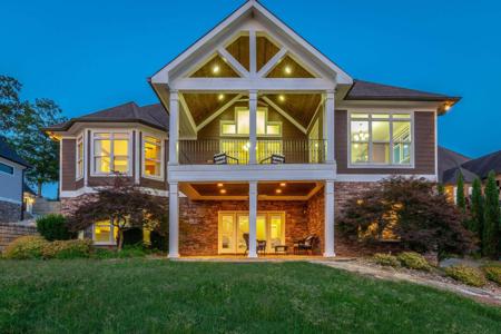 6400 Lynn Rd