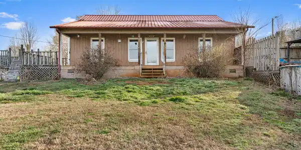 141 Rogers Lane