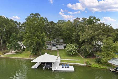 1112 Groover Road