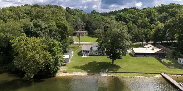 1174 Penobscot Drive