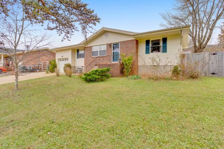 1215 Andrea Drive