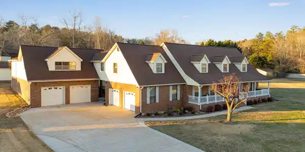 9223 Sunny Shore Lane