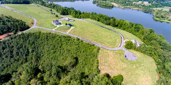 Image 3: Wide aerial view