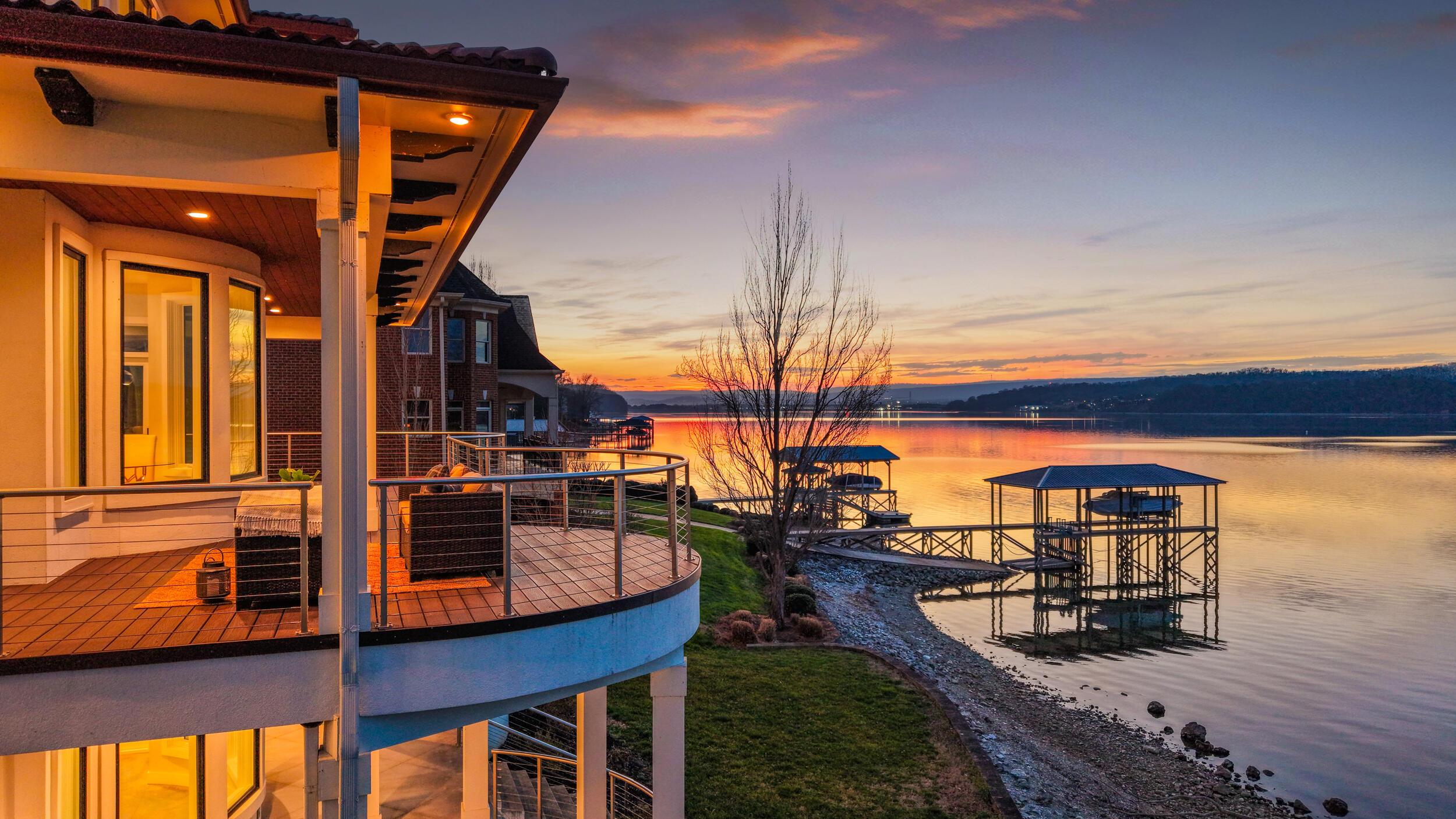 Image 3: 6_4415 sailmaker cir-6