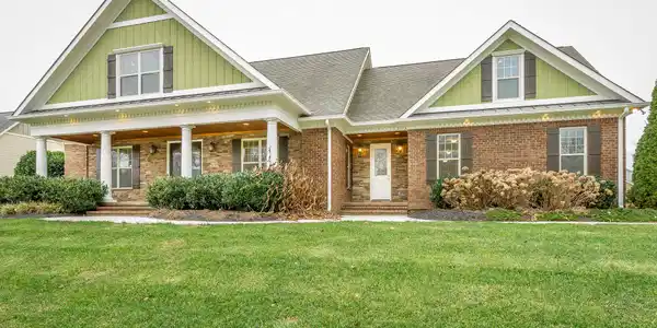 8109 Propeller Dr
