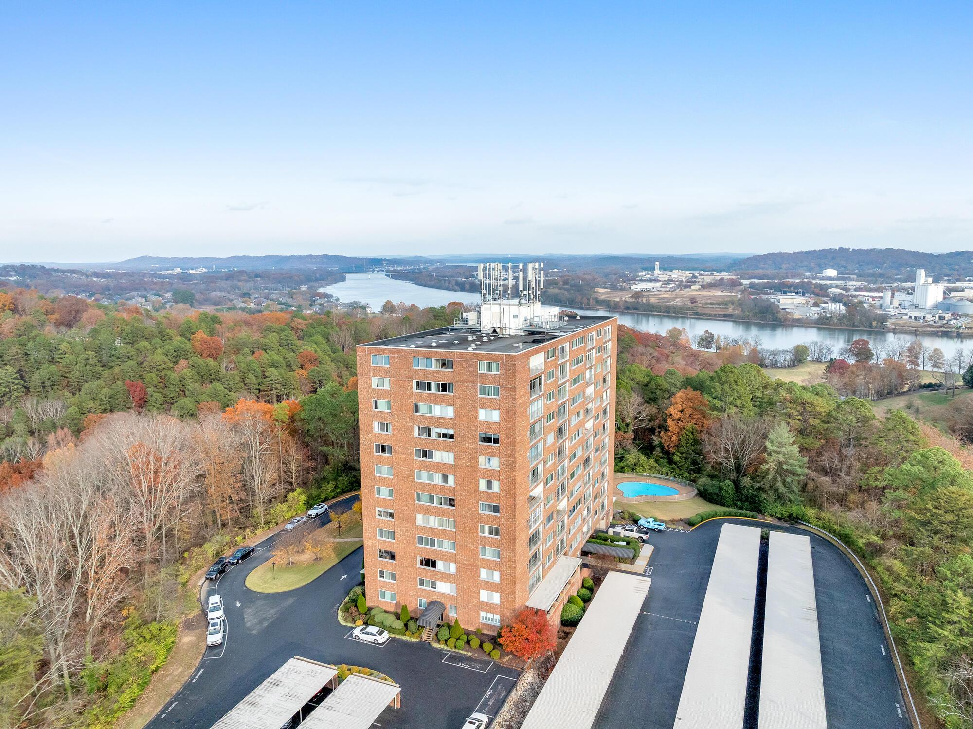 Image 3: 1414-Continental Dr-307-MLS-Photos-2