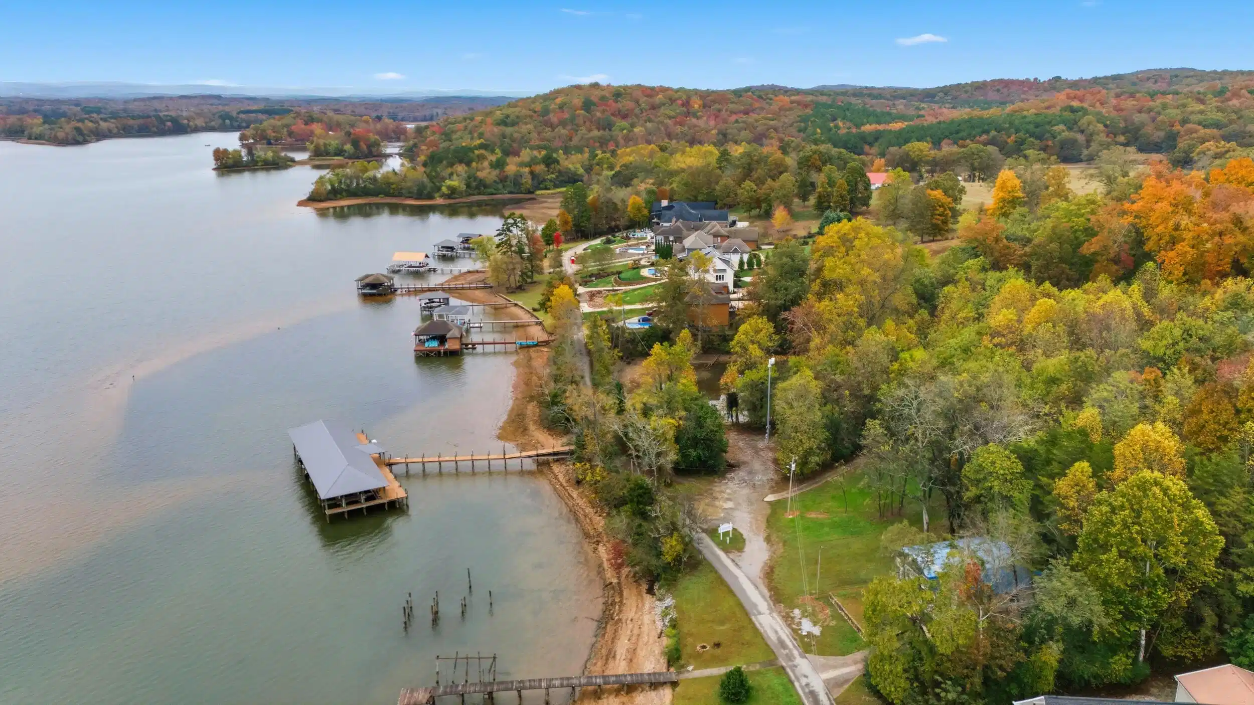 Image 1: 6352 lynn rd-13