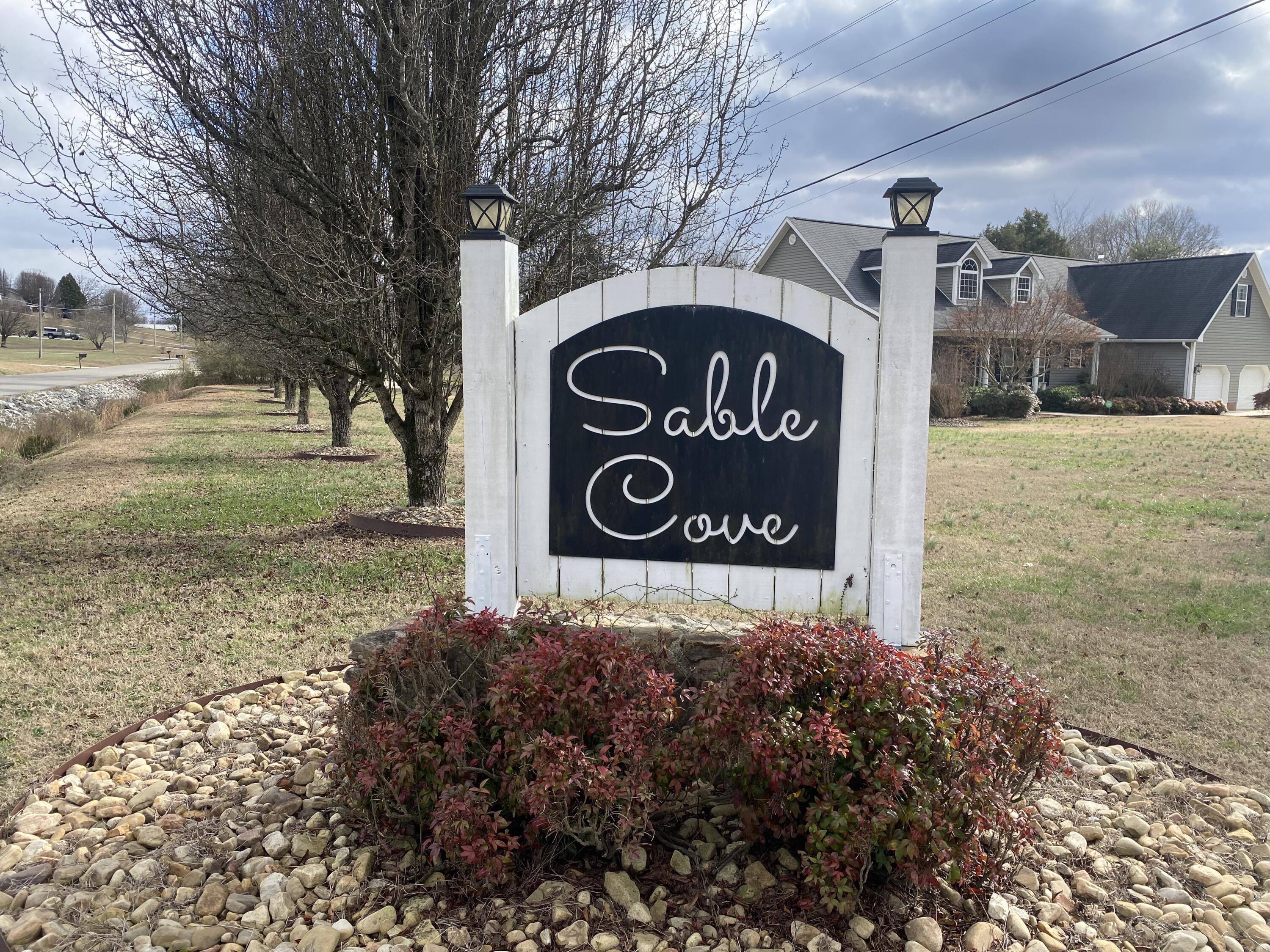 Image 2: Entrance to neighborhood