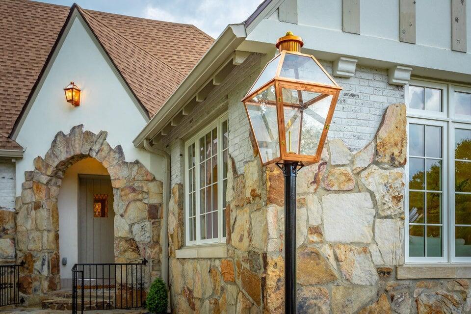 Image 2: 1507 Sunset Rd