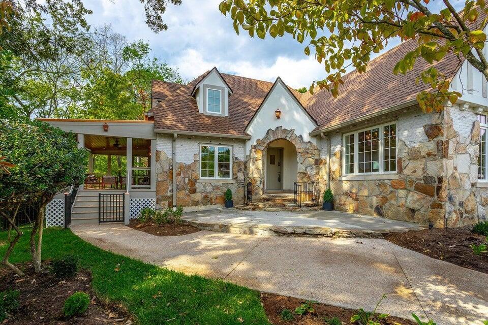 Image 4: 1507 Sunset Rd