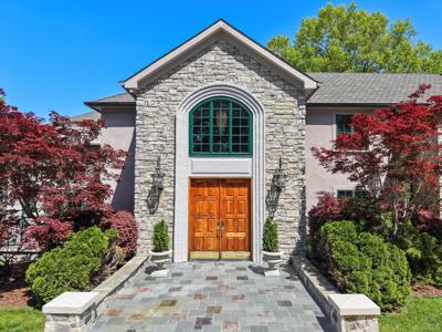 1511 Carroll Lane