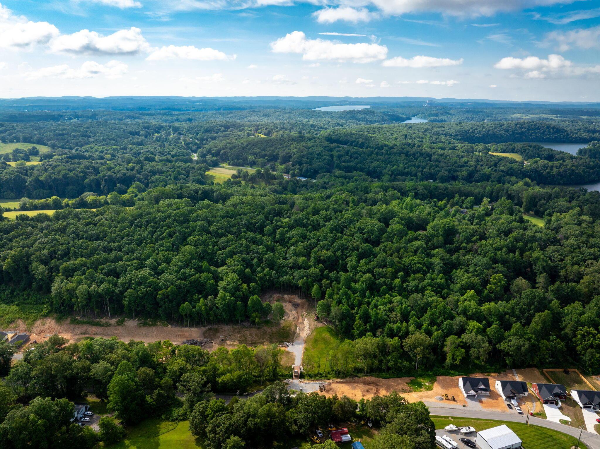 Image 3: 1-web-or-mls-DJI_20250701064055_0596_D-5