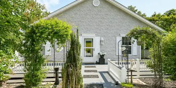 236 Sam Johnson Road NW