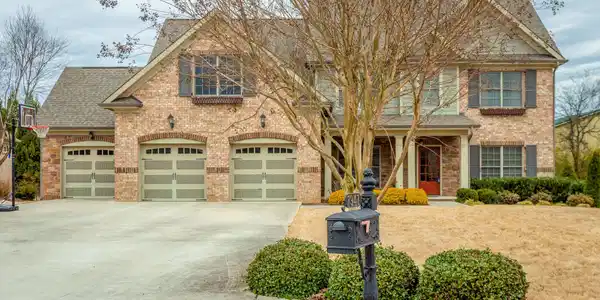 7947 Hampton Cove Dr