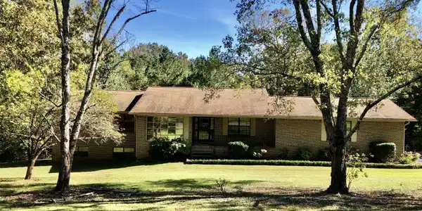6320 Bayshore Dr