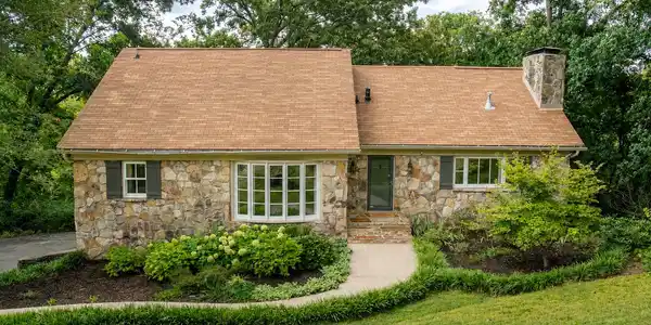 1107 River Hills Drive