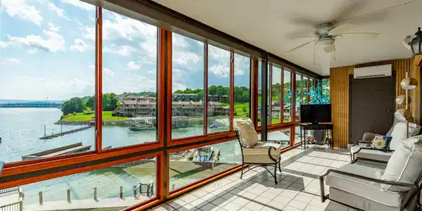 Image 3: 4346 Lakeshore Lane Unit 204 HD-40