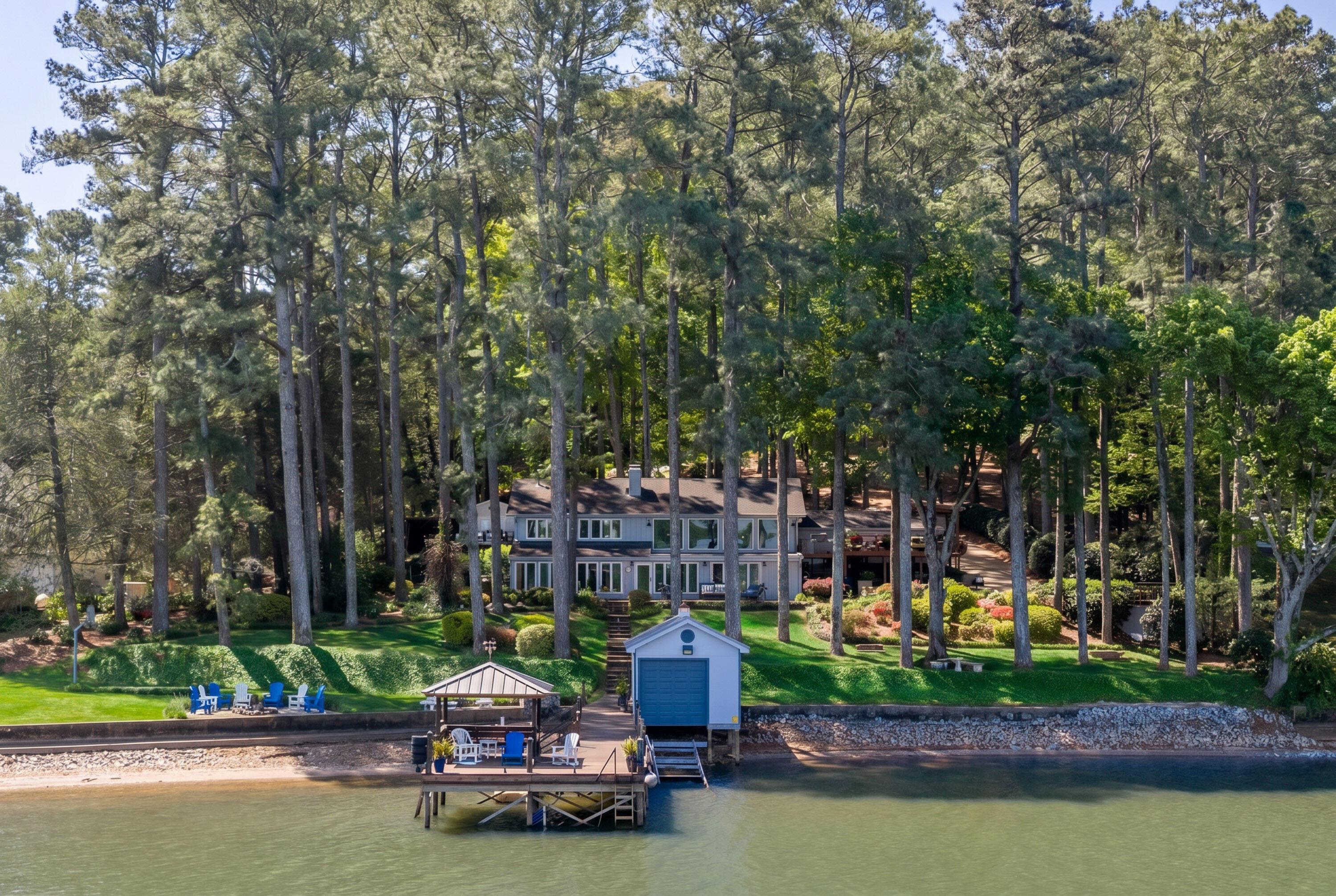 Image 1: Welcome to 3635 Kings Rd!