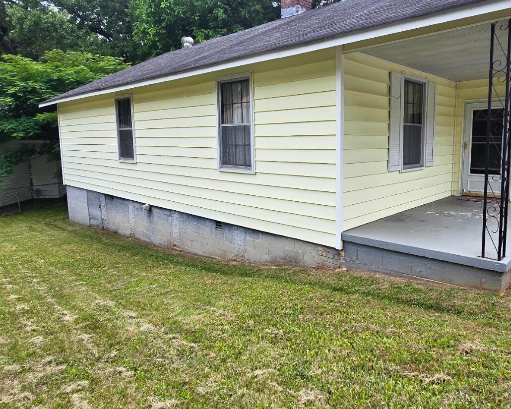Image 2: 3938 Arkwright St (1)