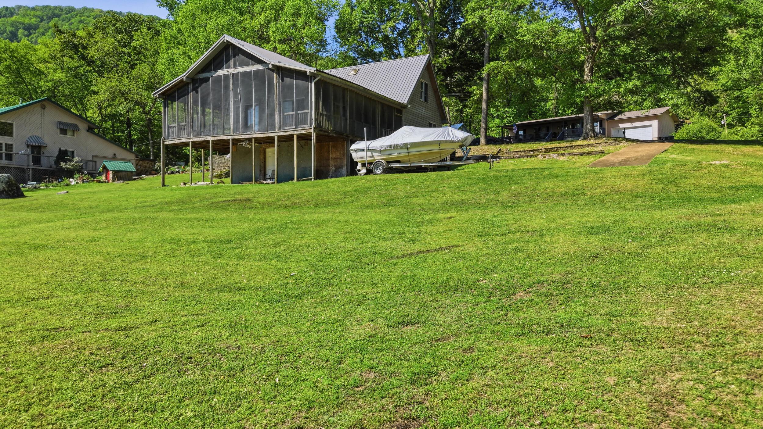 Image 2: 18860 River Canyon Rd-13