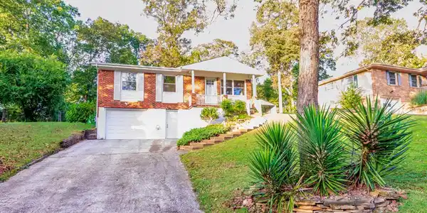 2381 Glengerrie Dr