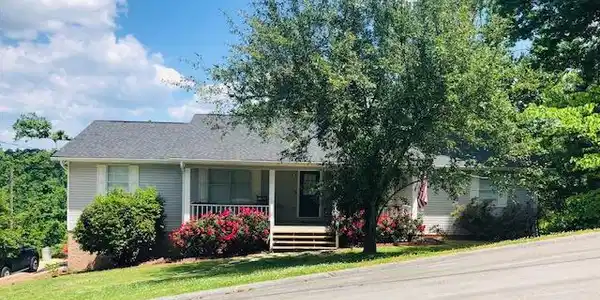 6127 Shadyway Ln