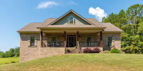 11795 Crestwood Tr
