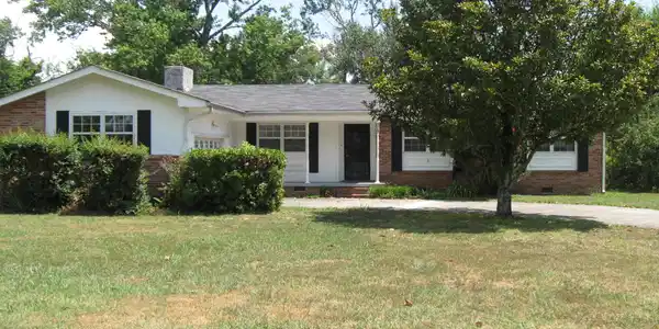 215 Port Dr
