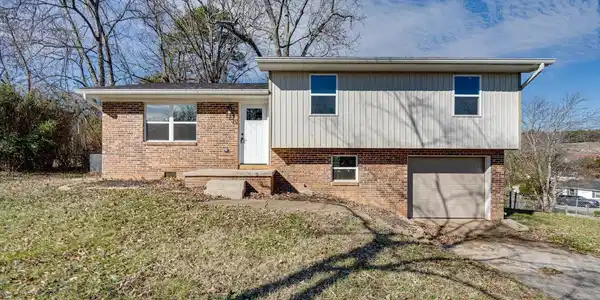 1870 N Prairie Circle