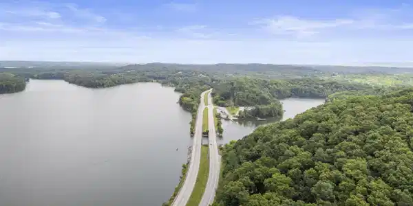 Image 2: Proximity to Wolftever/Harrison Bay