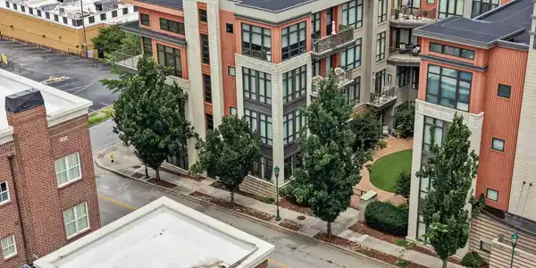 Image 3: 3_129 walnut st-2