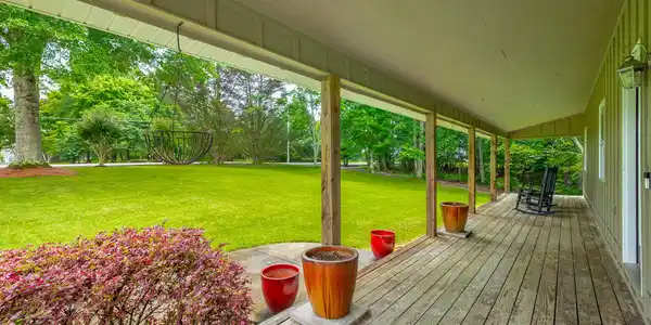 Image 3: 16417 Crestview Drive HD-125
