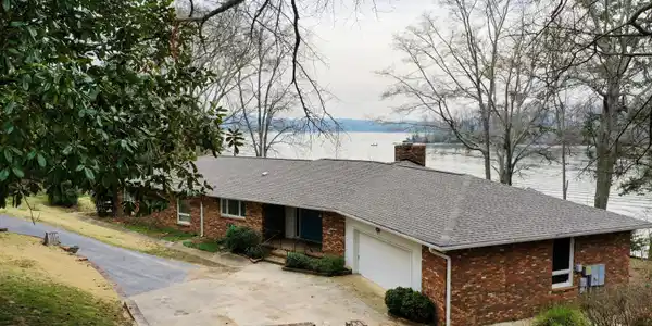 8852 Prairie Schooner Cir