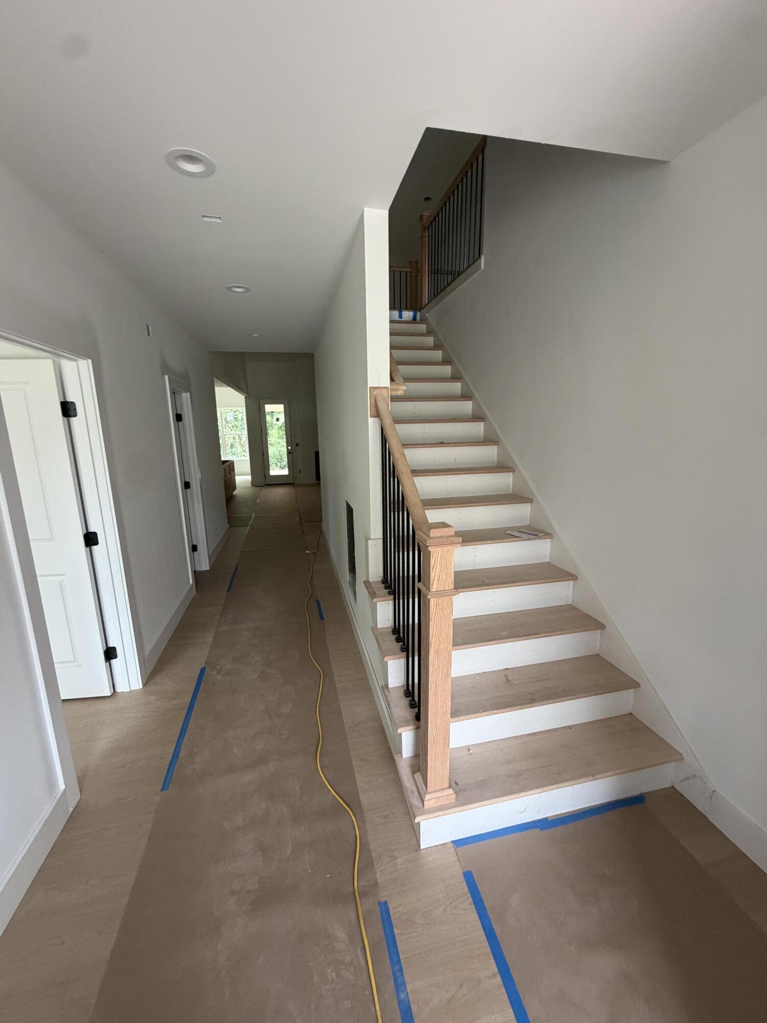 Image 3: Entryway