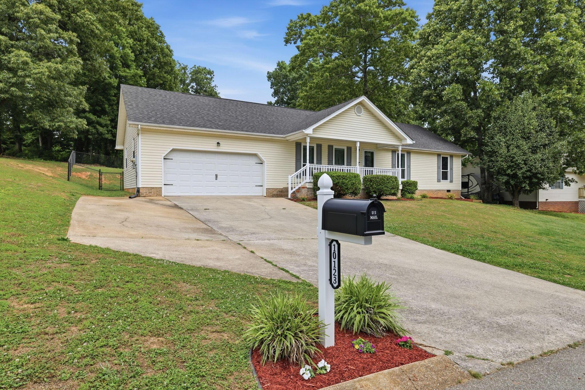 Image 3: 3-web-or-mls-10123-bear-trail-dr